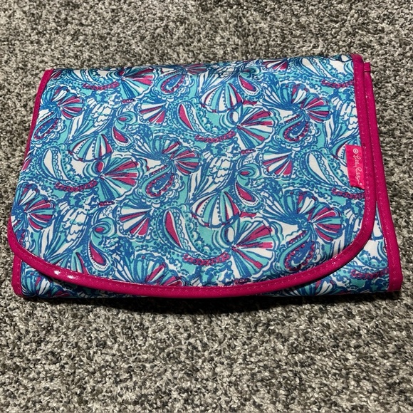 Lilly Pulitzer for Target Hanging Travel Make-up Toiletry Case Blue & Pink - Picture 1 of 7